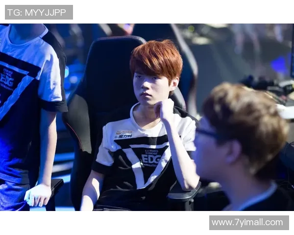 EDG在高校联赛中的意识表现分析与战术解读 EDG在高校联赛中的意识表现分析与战术解读