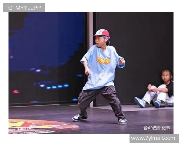 西安街舞队进攻策略解析与街舞文化的深度融合探索 西安街舞队进攻策略解析与街舞文化的深度融合探索