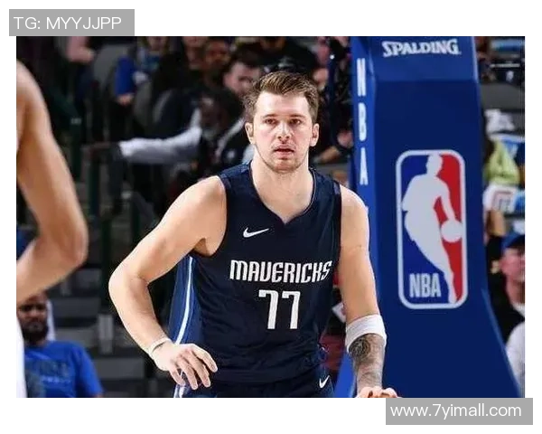 东契奇狂砍73分刷新现役得分纪录独行侠击败太阳终结其11连胜之路