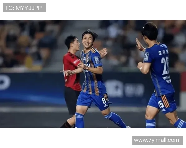 布里斯班与蔚山时代的激烈对决展现足球魅力与战术智慧的巅峰较量