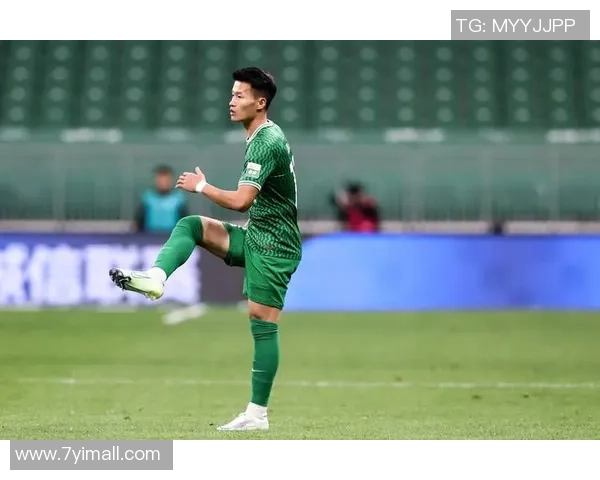 曼联与北京国安2005年友谊赛回顾:足球盛宴的激情碰撞与历史瞬间 曼联与北京国安2005年友谊赛回顾:足球盛宴的激情碰撞与历史瞬间